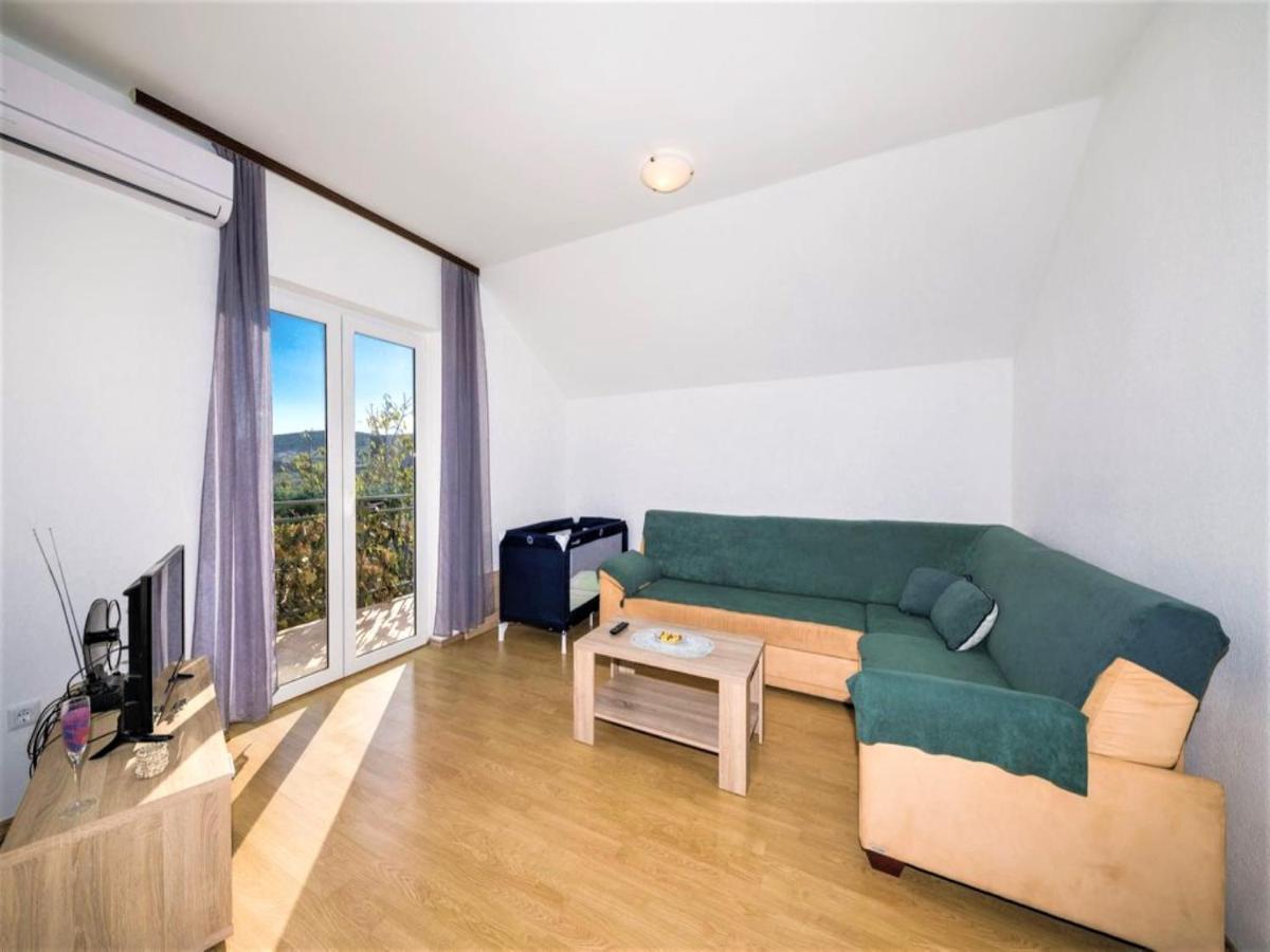 Apartment Sensa Trogir Eksteriør billede